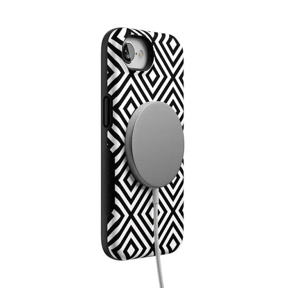 Diamonds | High Contrast Design Case