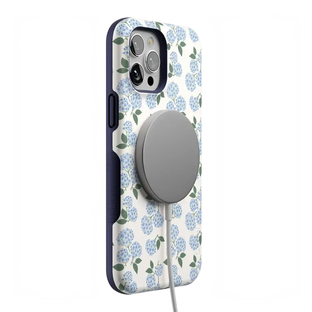 Nantucket Cottage | Blue Hydrangea Case