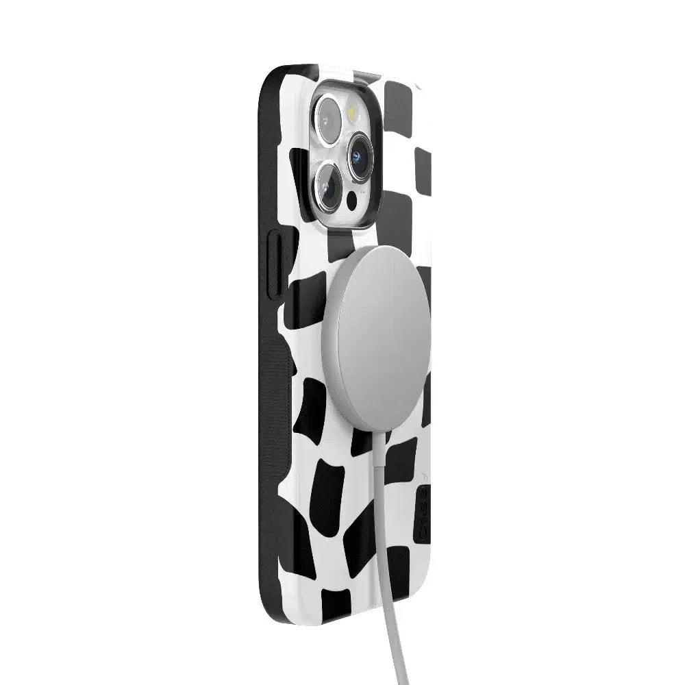 Funky Checkerboard | High Contrast Design Case