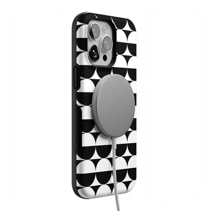 Half Moon | High Contrast Design Case