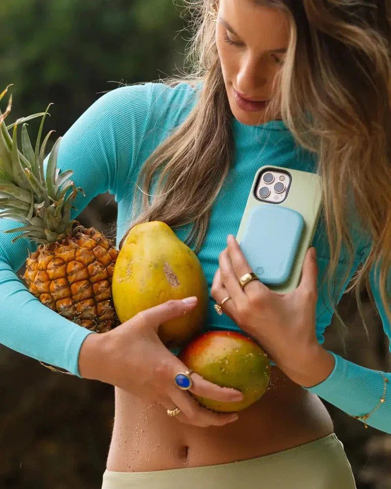 Kiwi Kiss | Matcha Green Shimmer Case