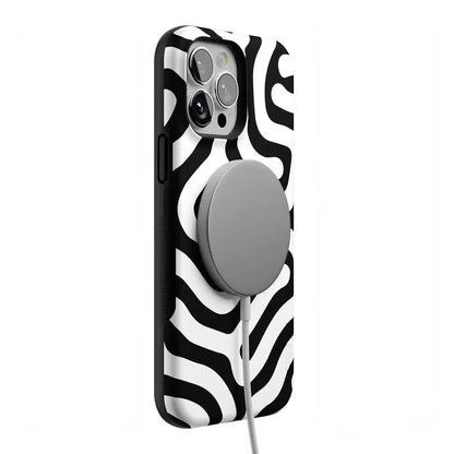 Maze | High Contrast Design Case