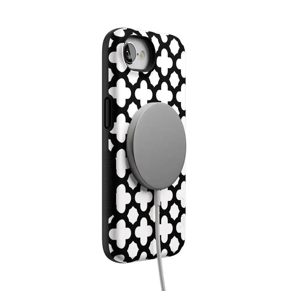 Lattice Tile | High Contrast Design Case
