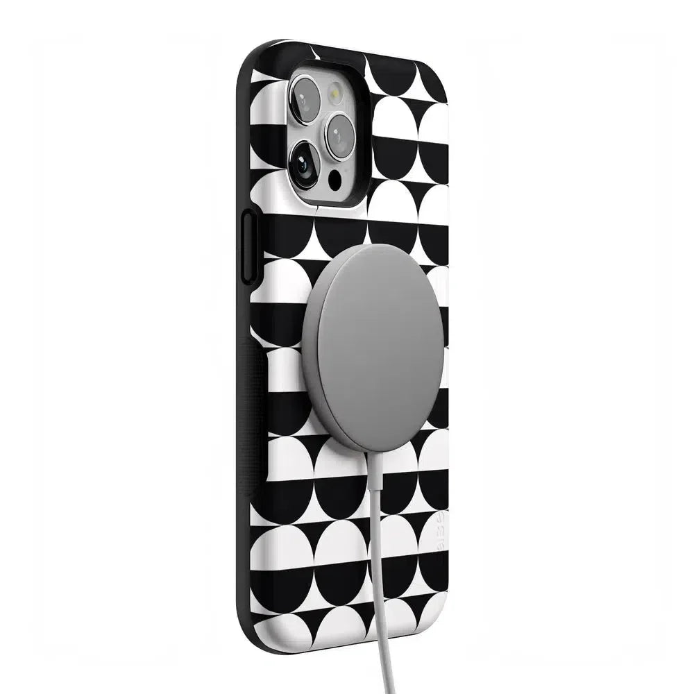 Half Moon | High Contrast Design Case