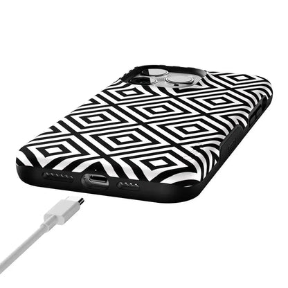 Diamonds | High Contrast Design Case