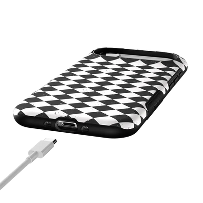 Salem's Hex | Black & White Checkered Case