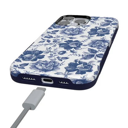 Rose to Fame | Blue & White Rose Floral Case