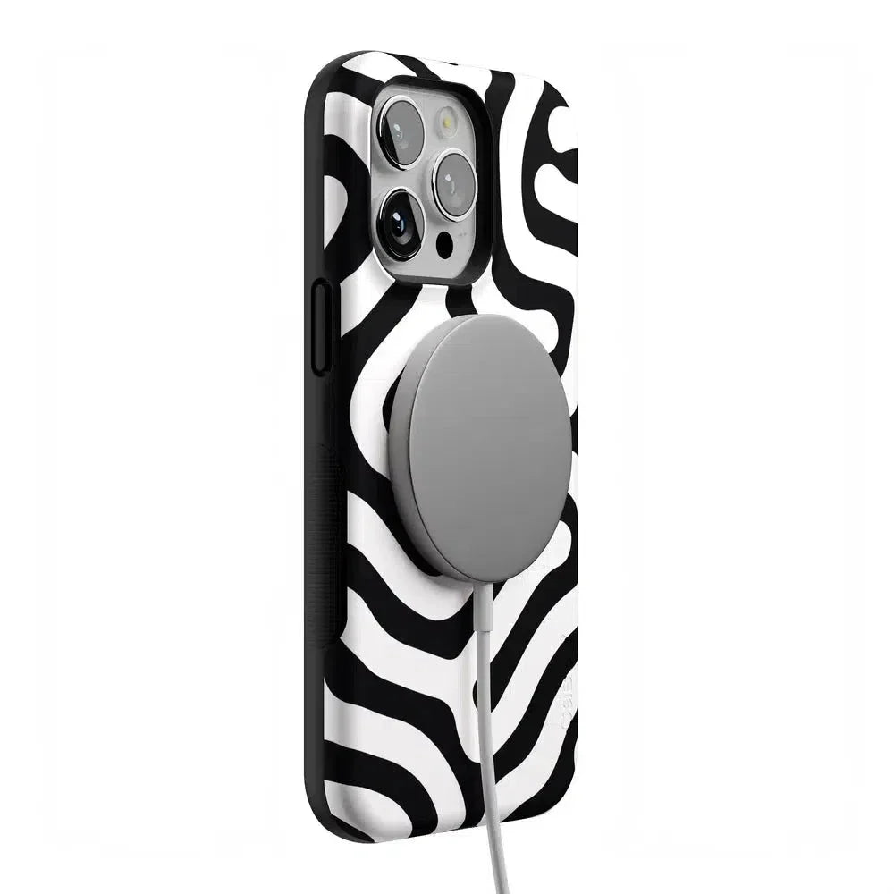 Maze | High Contrast Design Case