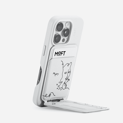 Shantell Martin x  Snap Tripod