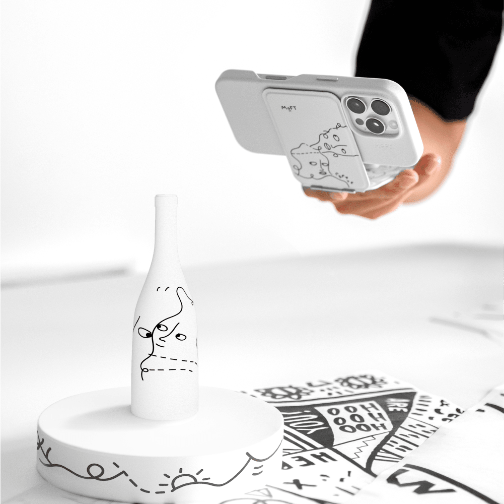 Shantell Martin x  Snap Tripod