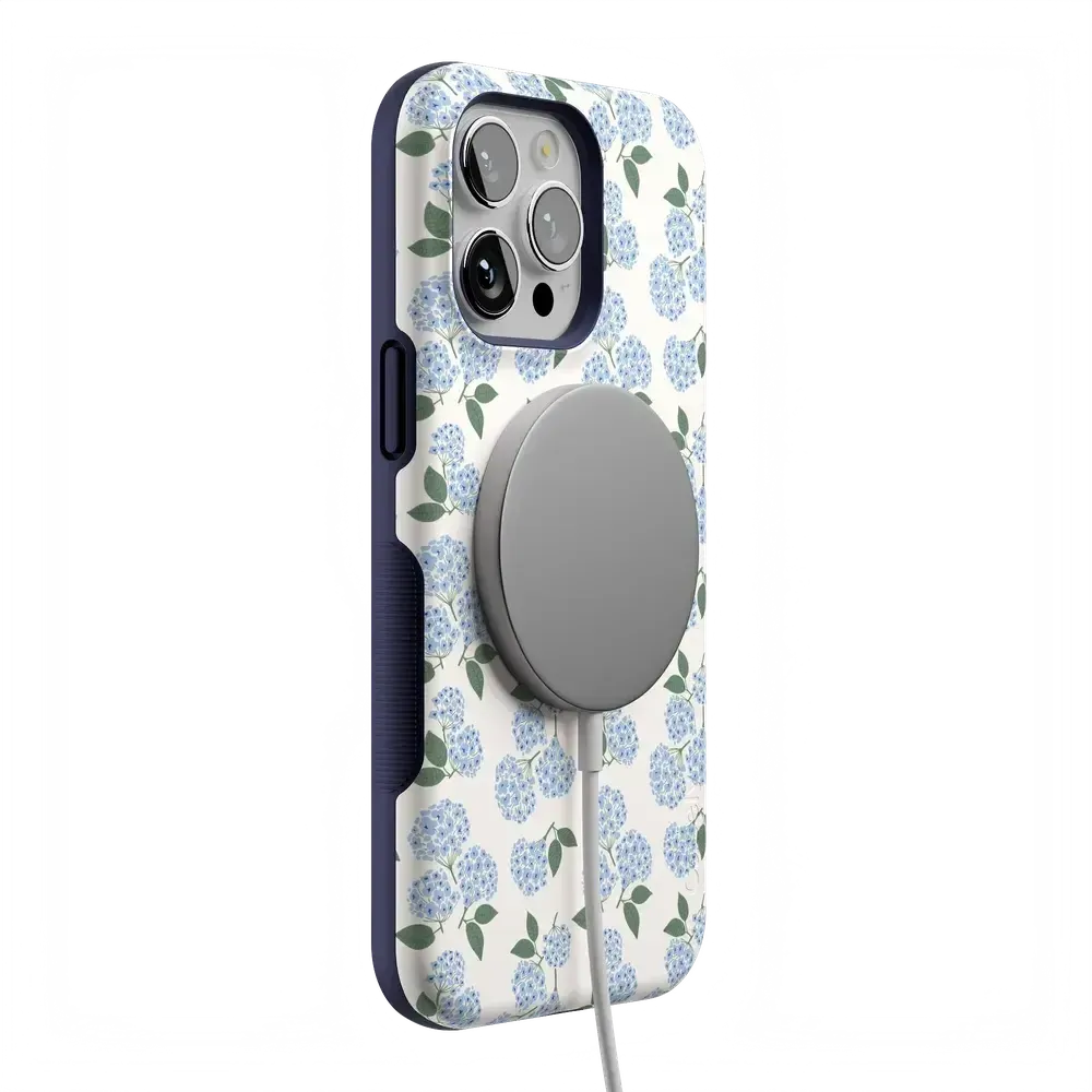 Nantucket Cottage | Blue Hydrangea Case